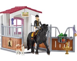 foto van schleich HORSE CLUB - Speelfigurenset - Paardenstal met Horse Club Tori & Princess - Kinderspeelgoed voor Jongens en Meisjes - 5 tot 12 jaar - 14 Onderdelen - 42437