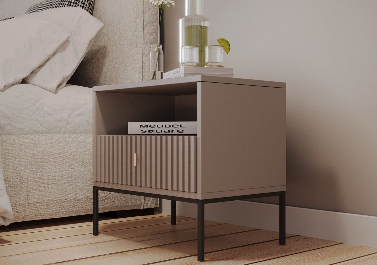 Meubel Square - Nachtkastje Vibe - Kasjmier - Metalen poten - Luxe kastje