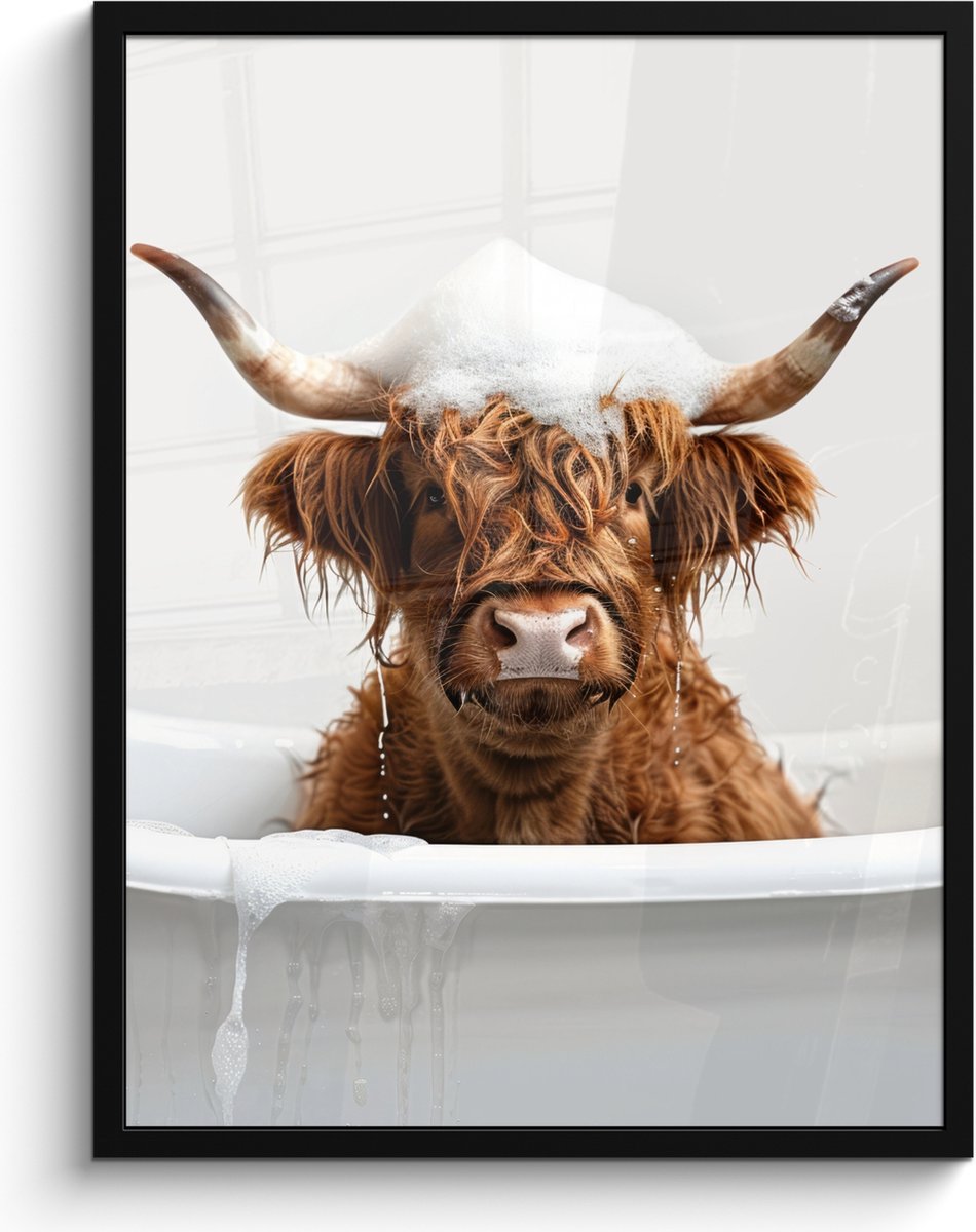 FrameYourWall Poster in lijst - Fotolijst 60x80 cm - Posters - Schotse Hooglander - Bad - Koe - Dieren - Schuim - Posterlijst zwart - Wanddecoratie badkamer - Muurdecoratie WC - Decoratieve accessoires - Toilet muur decoratie