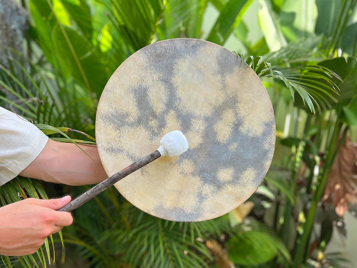 LIDAH® Sjamanendrum - 40cm Traditional Rawhide - Sjamaanse Shaman Drum - Sjamanen Percussie voor Volwassenen - Spirituele Sjamaan Trommel