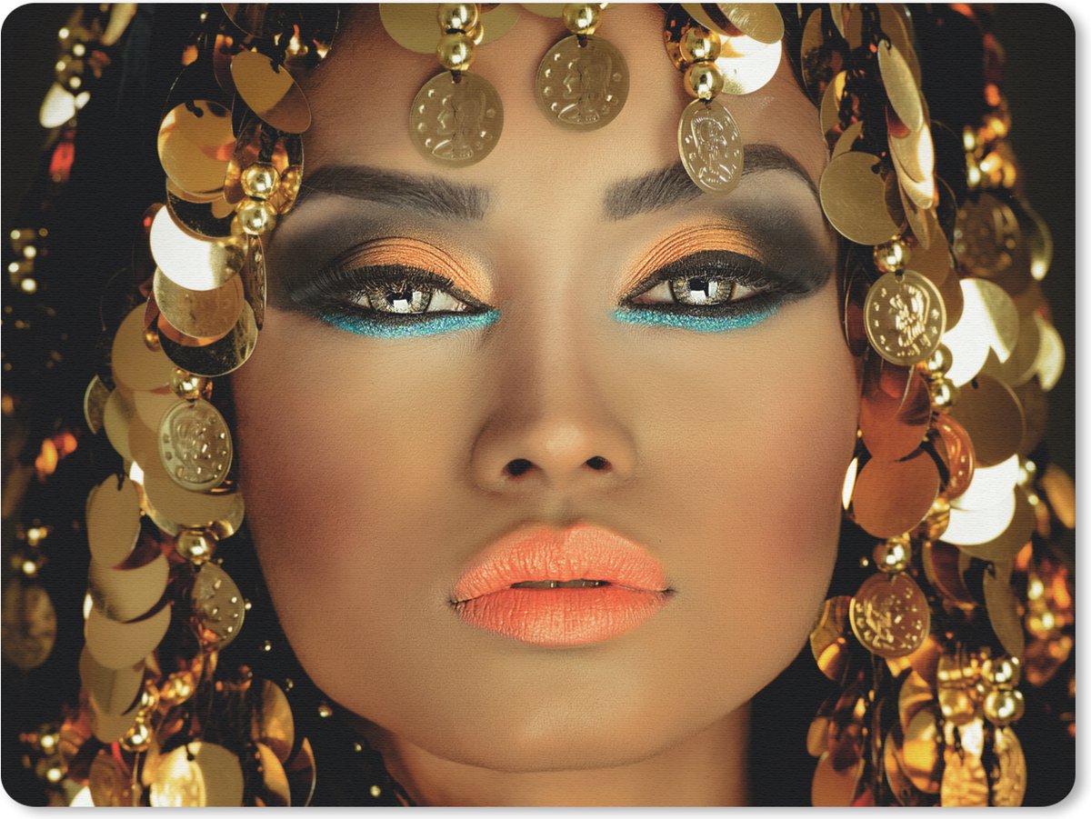 Muismat 23x19 cm - Mousepad Vrouw - Cleopatra - Goud - Sieraden - Make up - Luxe - Muismatten