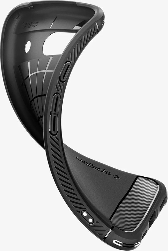 Binnenzijde van de zwarte Spigen telefoonhoes, met Spigen logo en textuur.