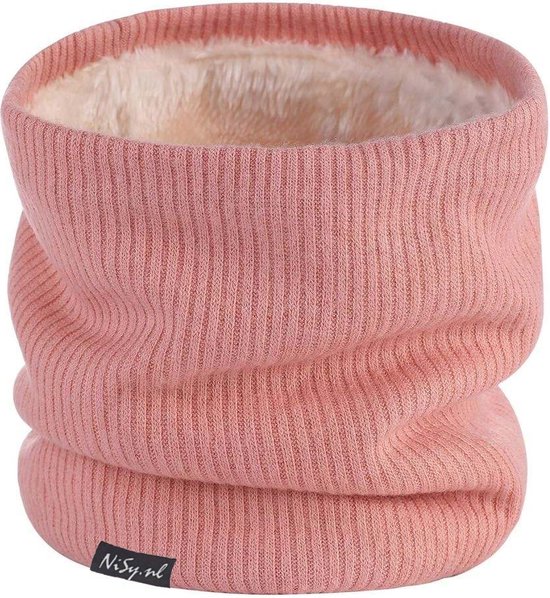 Roze gebreide nekwarmer met zachte crèmekleurige fleece voering. Met label 'NiSy.nl'.