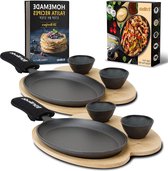 Bol.com 25cm Gietijzeren Fajita Bakplaat Pan met Houten Dienblad en Keramische Dip Bowls - Fajitas Grill Pan - Set van 2 aanbieding