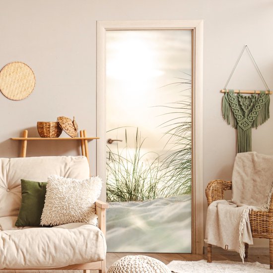 Deurposter 75x205 cm - Deursticker Zee achter de duinen - Meubelfolie Deurposter 75x205 cm - Deursticker Zee achter de duinen - Meubelfolie