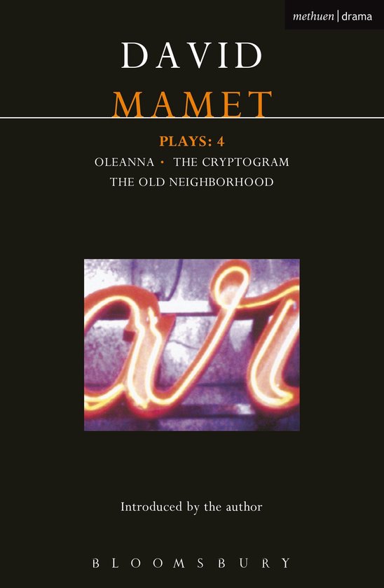 Boekomslag 'Plays: 4' van David Mamet, met een oranje neonlicht-afbeelding en witte tekst op zwarte achtergrond.