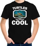 Dieren schildpadden t-shirt zwart kinderen - turtles are serious cool shirt  jongens/ meisjes - cadeau shirt zee schildpad/ schildpadden liefhebber M (134-140)