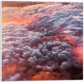 Forex - Mooie Wolken in de Lucht - 50x50cm Foto op Forex