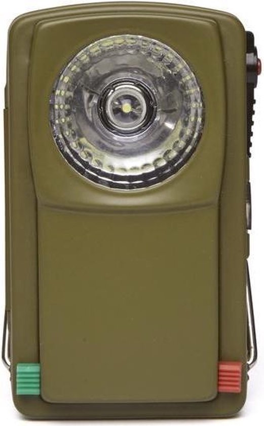 Lampe de poche kaki avec une grande lumière LED et une poignée métallique. Boutons rouge et vert sur le côté.