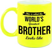 Worlds Greatest Brother cadeau koffiemok / theebeker neon geel 330 ml