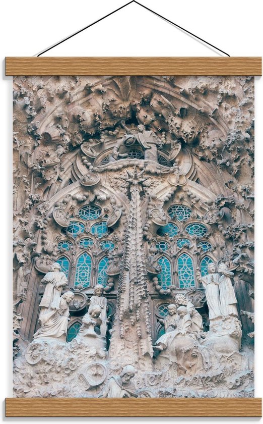 Schoolplaat – La Sagrada Familia Close Up - 30x40cm Foto op Textielposter (Wanddecoratie op Schoolplaat)