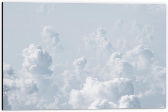 Dibond - Wolkenveld - 60x40cm Foto op Aluminium (Met Ophangsysteem)