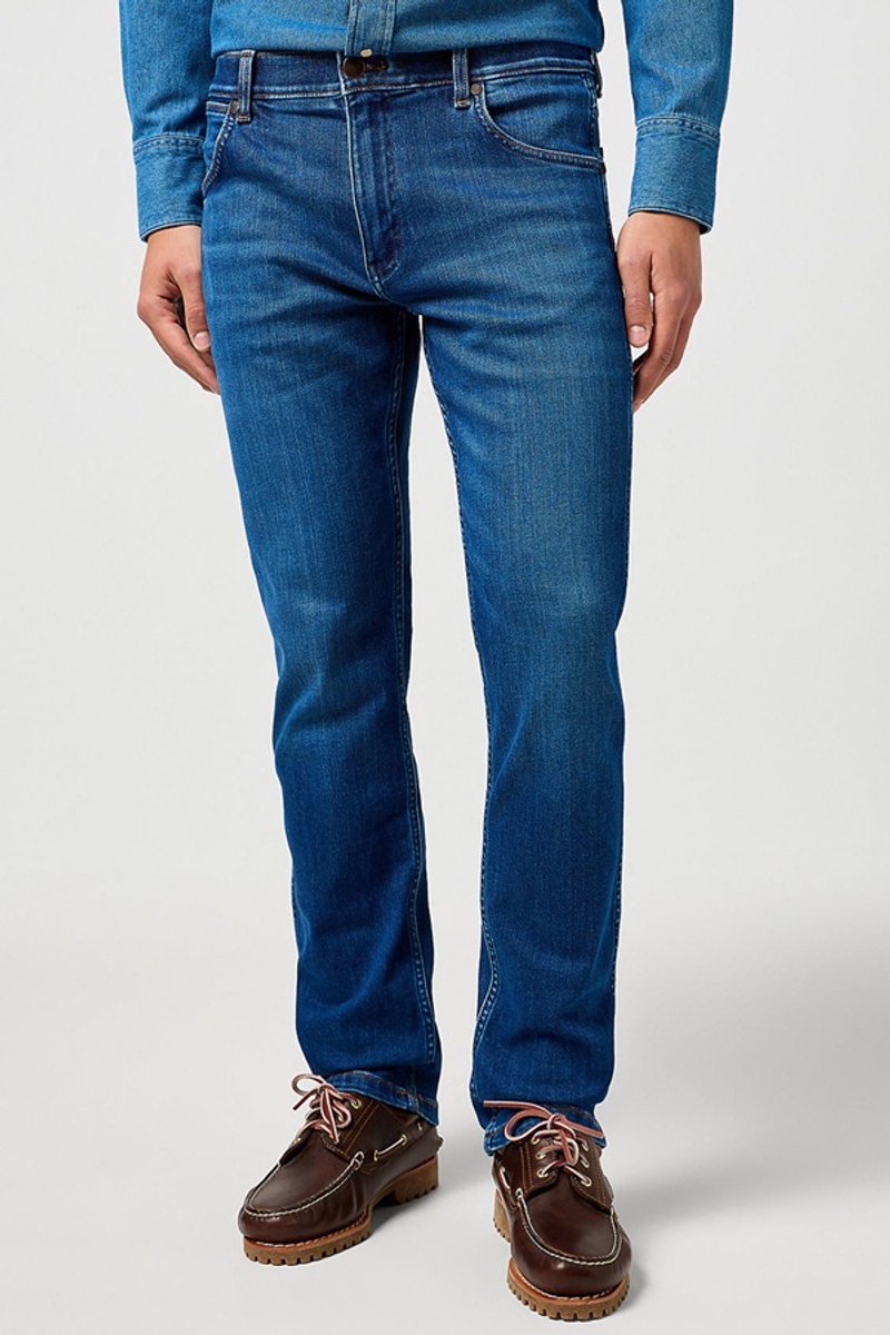 Wrangler - Greensboro - Heren Regular Straight-fit Jeans - Dandelion Summer
