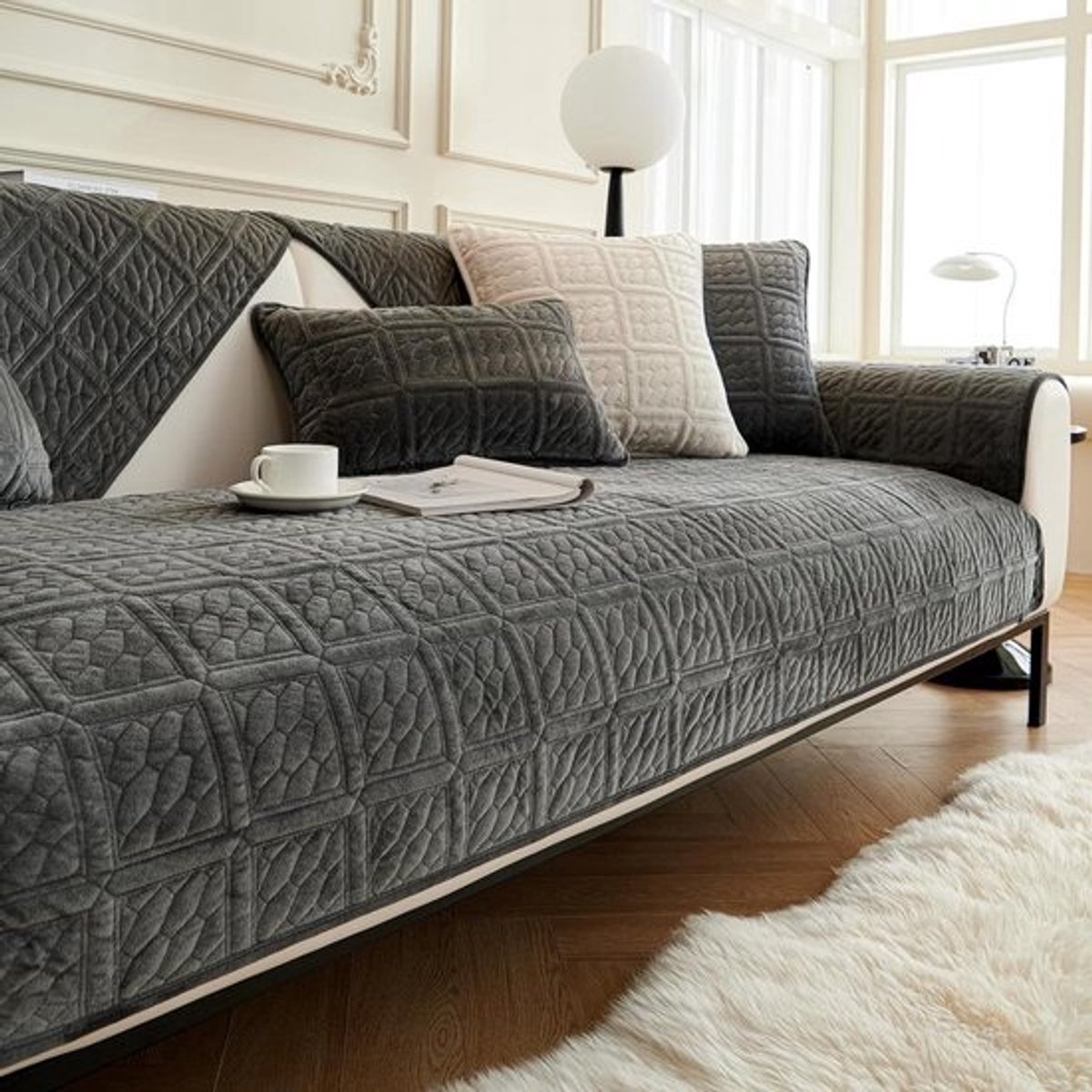 Bankhoes Melkfluweel - Sofahoes Antislip - Meubels Beschermen - Zachte Fluweeltextuur - 90 x 240 cm - Donkergrijs