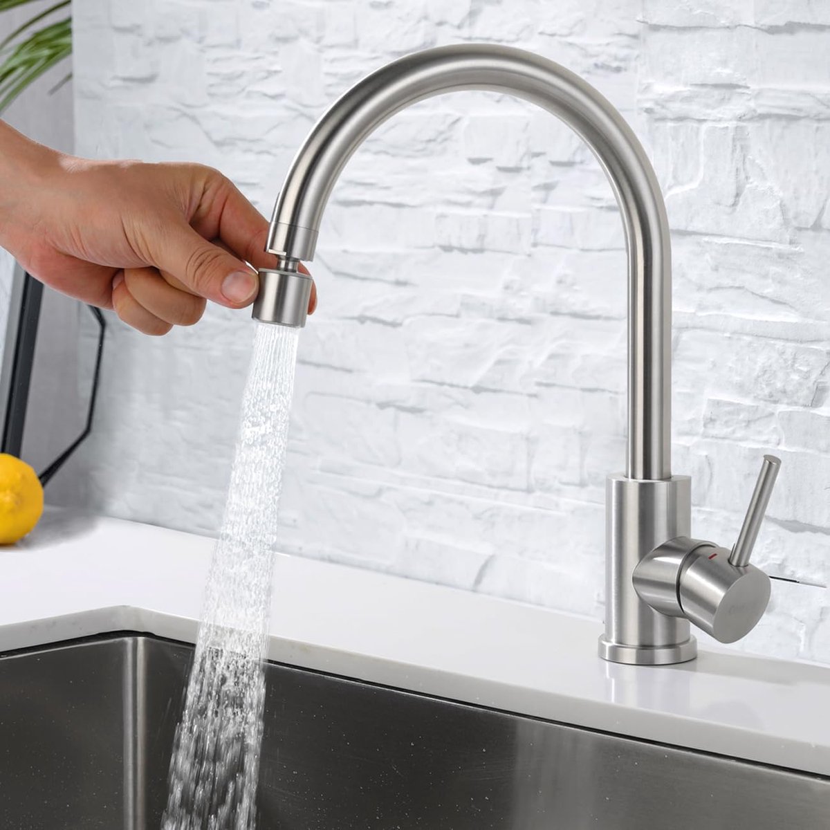 SnelShoppen - Keuken Mengkraan met 2 Spuiten, Swivel Spruitkop, Roestvrij Staal, 360° Draaiende Keuken Faucet met Enkelhandige Bediening, Perfect voor