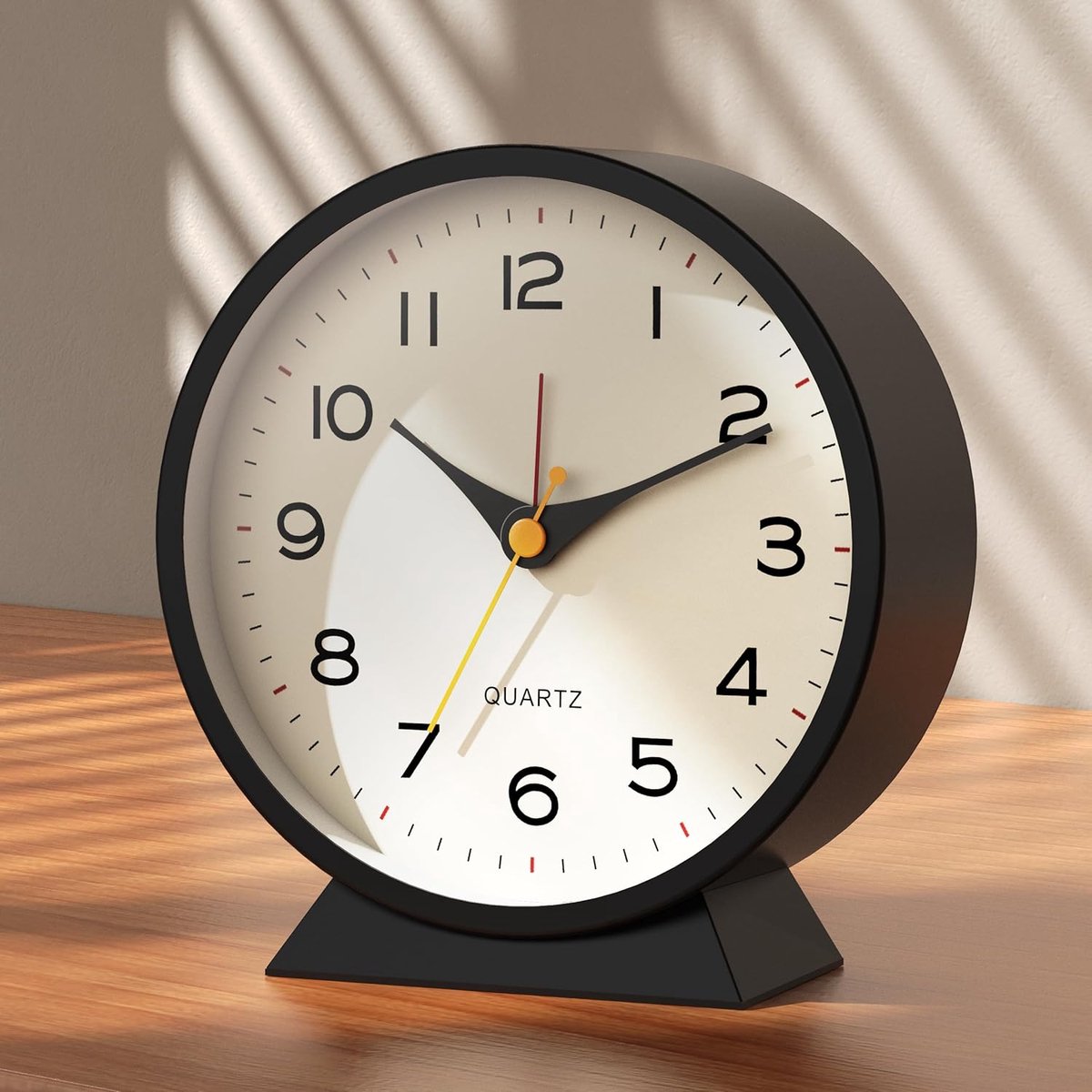 SnelShoppen - Retro Analoge Weckerkleur Metaal 11.5 cm zonder Tikken, Ideaal voor Bedside Tafel, Kinderen en Volwassenen met Nachtlampje