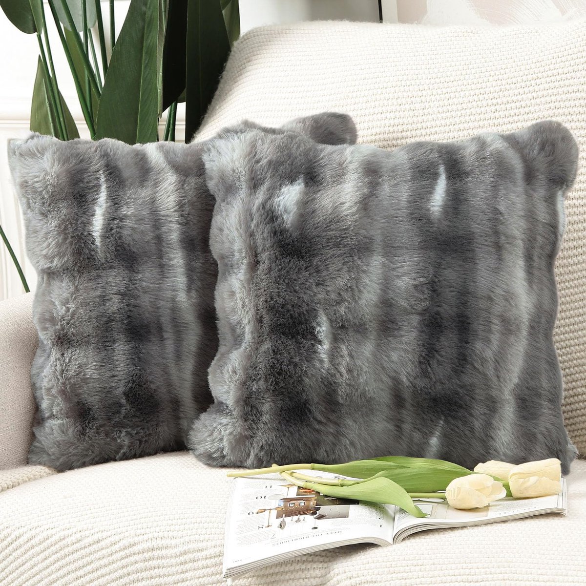 Set van 2 Dikke Pluche Faux Wol decoratieve Zachte kussenslopen decoratieve kussenhoes voor bank slaapkamer kussensloop 65x65 cm Donker Grijs