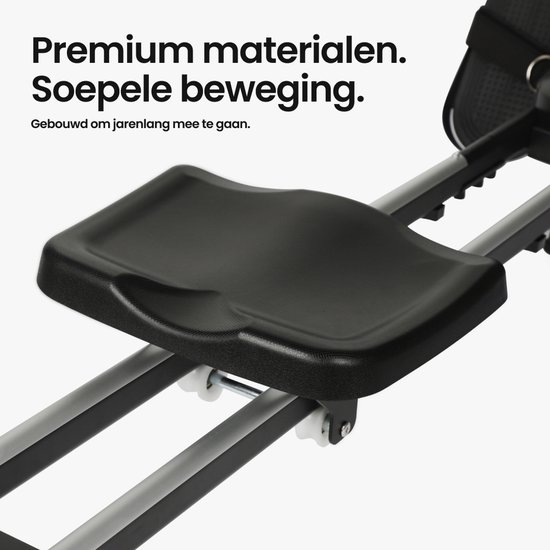 Zwart ergonomisch gevormde roeitrainer zitting op een metalen rail.
