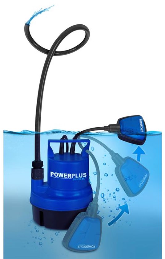 Blauwe Powerplus dompelpomp in water met drijvende vlotterschakelaar.