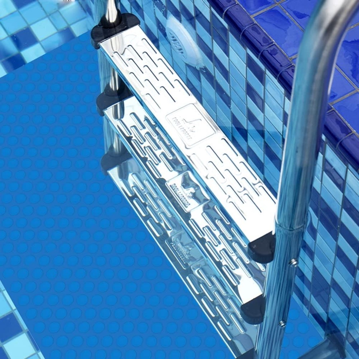 Omgoods - Antislip Mat voor Zwembadladder van 90x23 cm voor Extra Veiligheid