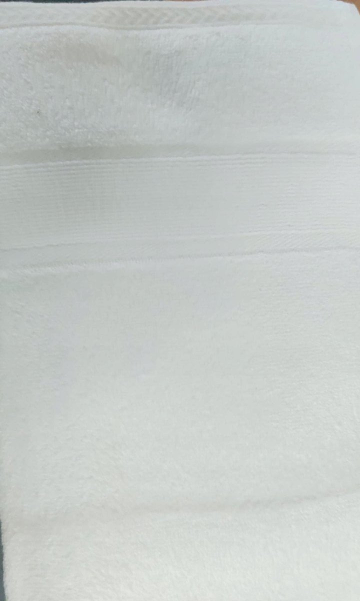 Wit Handdoek 50x100cm 100% Katoen