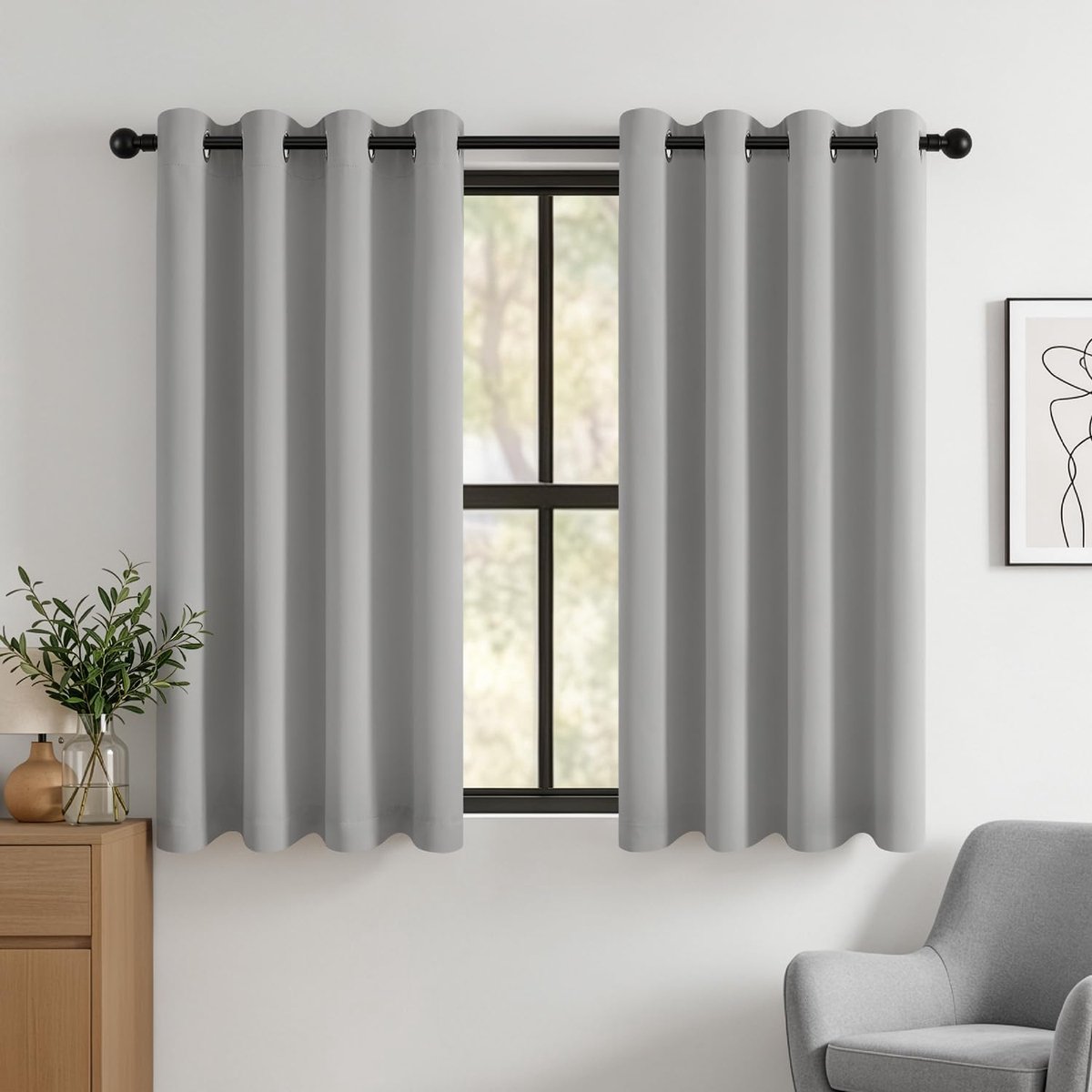 Thermisch verduisteringsgordijn, koudewerend, lichtgrijs, 140 x 160 cm, 2 stuks, ondoorzichtig, dubbel gordijn, isolerend, geluidsisolatie, warmte binnen, donker, met oogjes, woonkamer