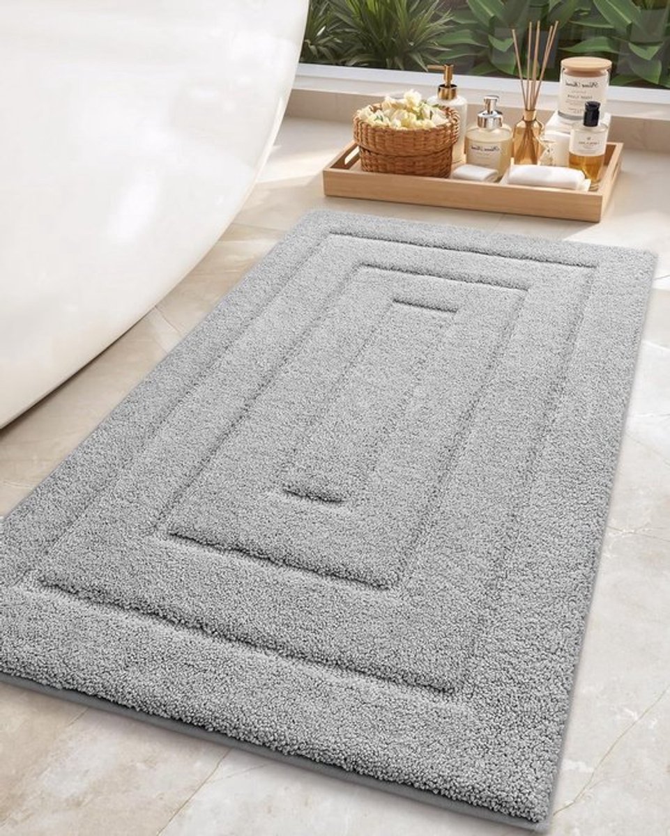 Zachte en Absorberende Badmat van Microfiber, 61 x 92 cm, Machinewasbaar, Lichtgrijs, Ideaal voor Badkamervloer en Comfortabele Stapervaring