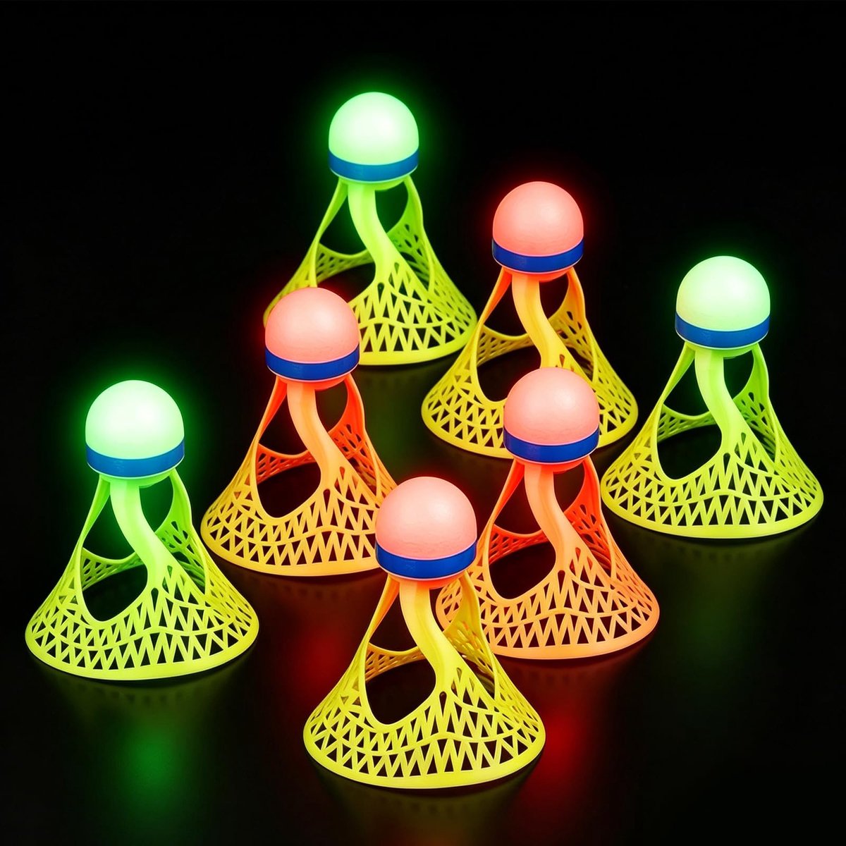 Led-shuttleballen set van 6 - lichtgevende badmintonballen - met aan/uit-schakelaar - voor binnen en buiten spelen - ShopVlot