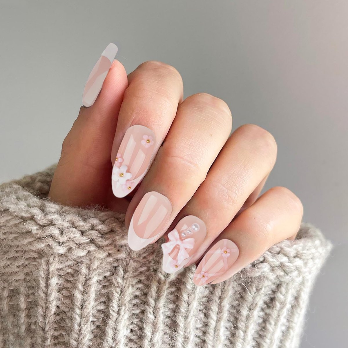 24 stuks druk op nagels, nepnagels Franse tip valse nagels lijm op nagels volledige dekking ovale plak op nagels voor vrouwen meisjes nagelkunst accessoires (stijl 2)