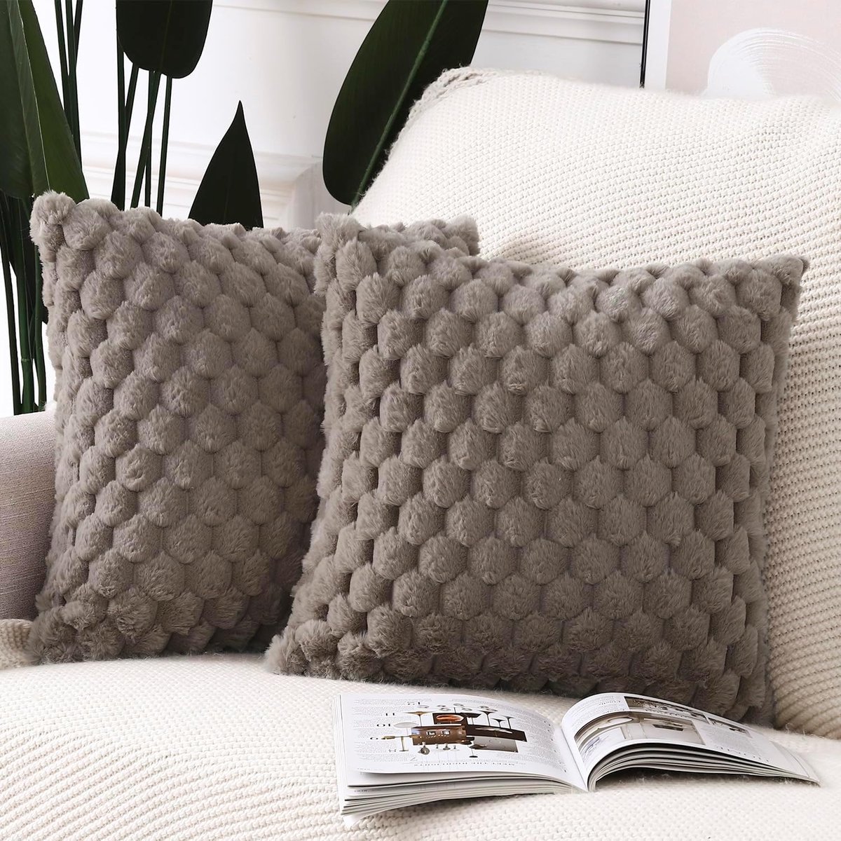 Set van 2 Pluche Zachte Faux Wol decoratieve kussenslopen decoratieve kussenhoes voor bank slaapkamer kussensloop 50x50 cm Taupe