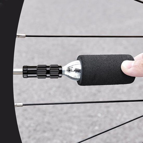 Fietspomp Adapter - Ventiel Opzetstuk - Banden Oppompen - Met Schuimrubber Bescherming - 6 x 3 x 3 cm - Zwart — afbeelding 3