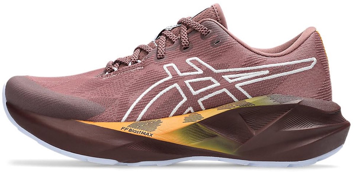 ASICS Novablast 5 TR W Trail Hardloopschoen Burgundy .5UK Bordeauxrood