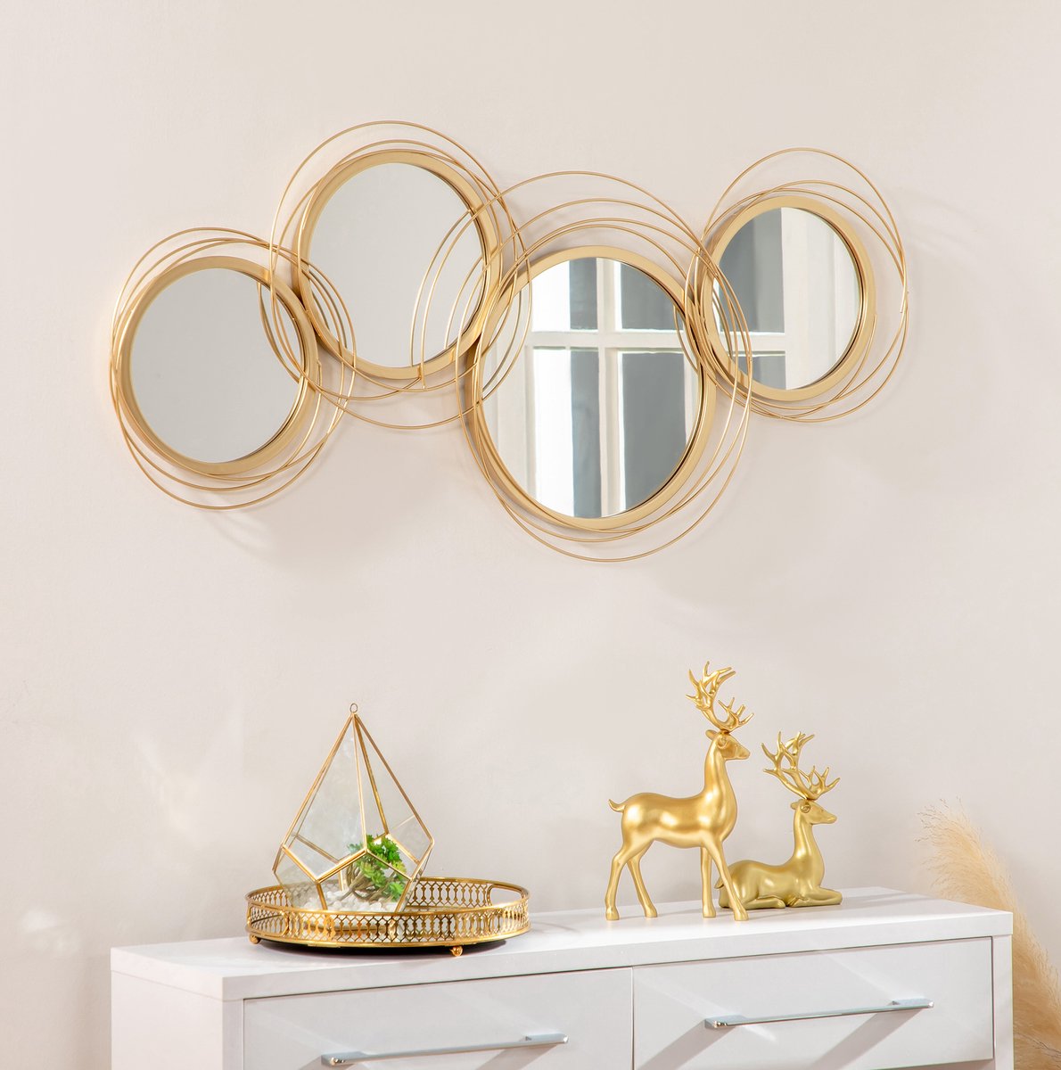 REDOM - Wandspiegel set - 4-delige ronde wandspiegels - Metalen lijst - Moderne stijl - Woonkamer, slaapkamer, eetkamer of werkplek - Metaal - Goud - 107 x 56 cm