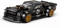 Zwarte LEGO Ford Mustang Hoonicorn V1 met gouden velgen, "HOONIGAN" en Ford logo's.