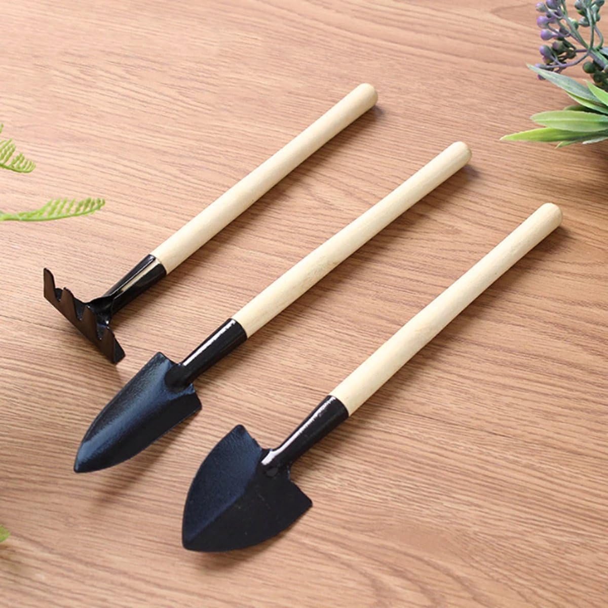 SnelShoppen - 3-in-1 Set Mini Tuin Gereedschap - Miniatuur Tuin Tools - Elegante Tuin Tools - Handig voor Kinderen en Tuin Decoratie