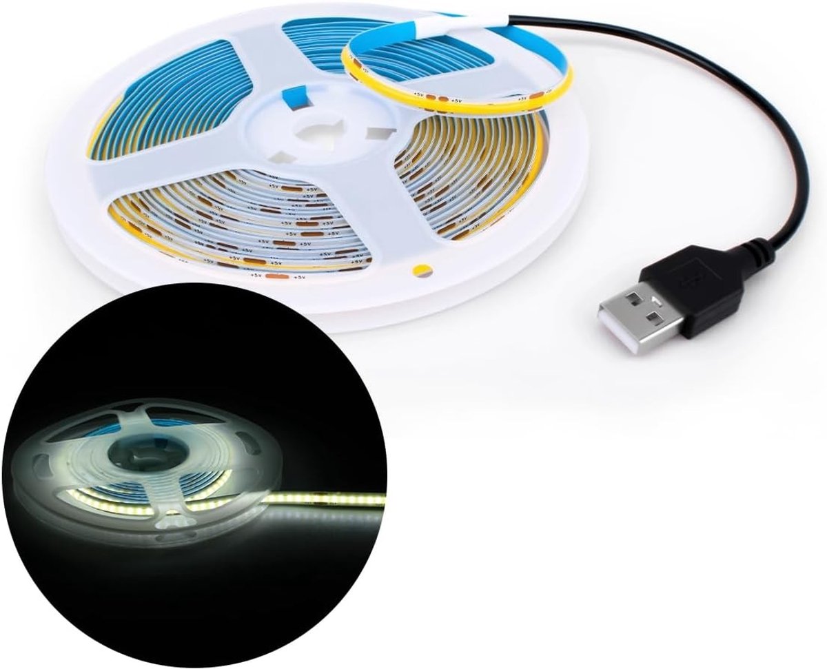 Flexibele 5M LED Strip met 6000K Kleurtemperatuur, 320 LEDs/m, USB Aansluiting en Dimbare Verlichting