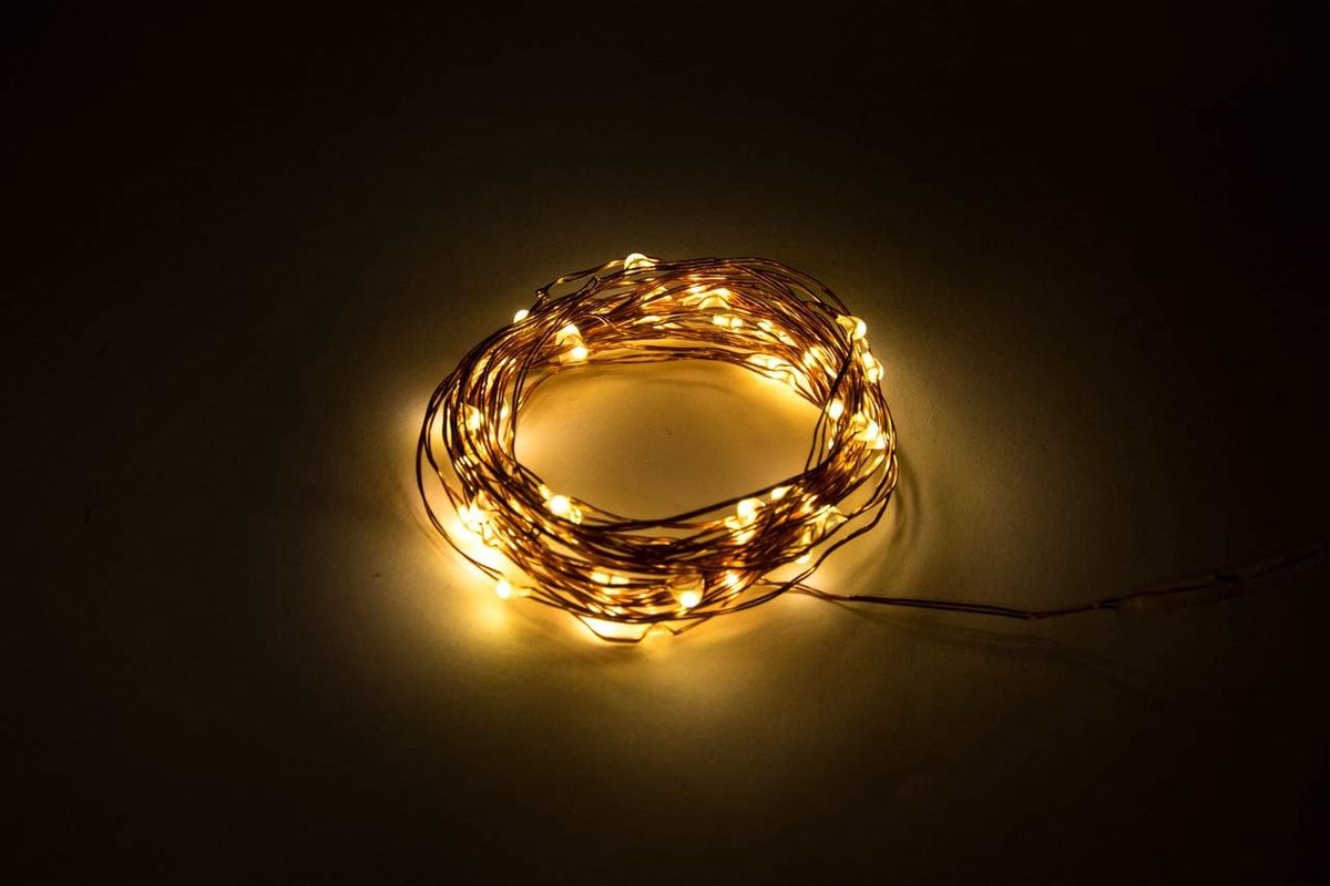 SnelShoppen - LED Feestverlichting Prikkabel 5 Meter Waterdicht IP65 Warm Wit op 3xAA Batterijen voor Tuin, Feest, Camping en Decoratie
