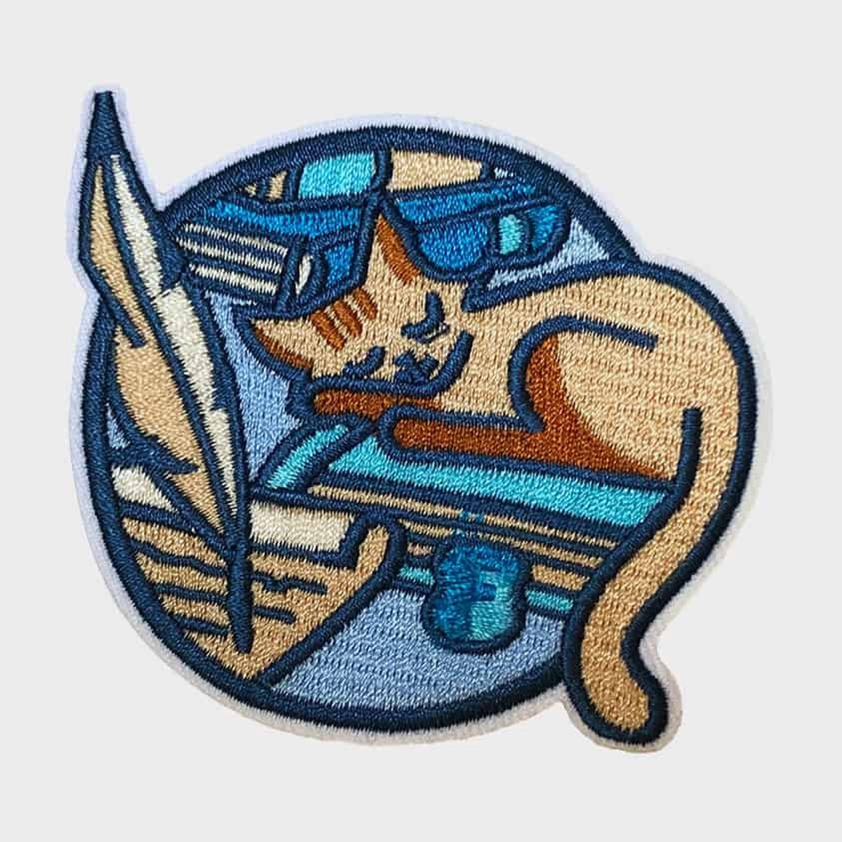 Patchy® – Slapende Kat Strijk Embleem Patch 8.5 x 7 cm