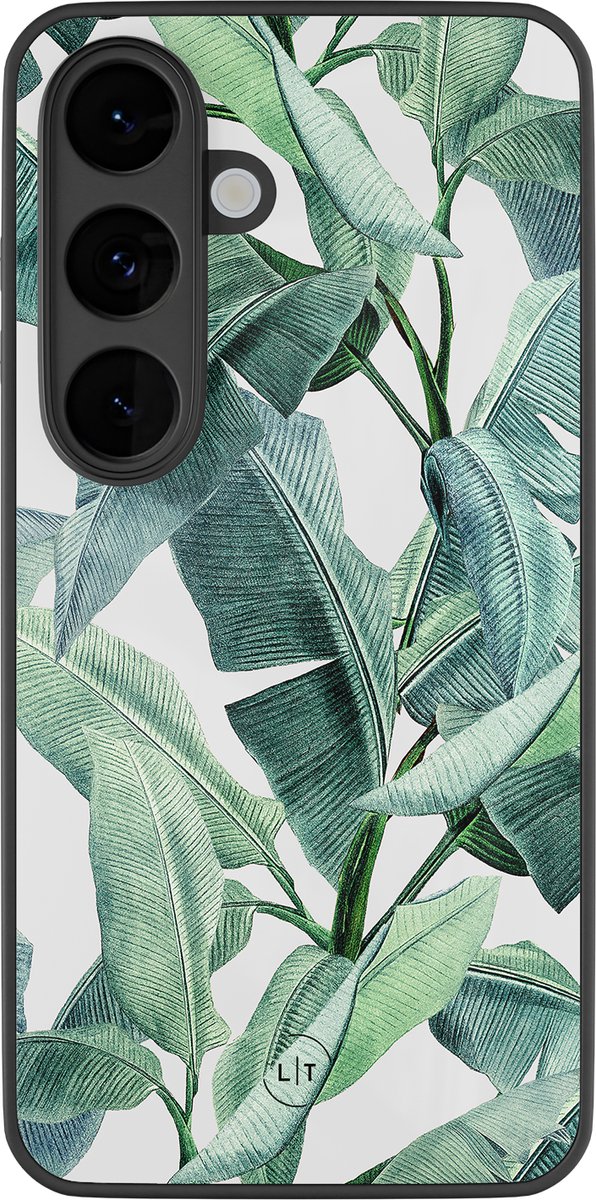 Hoesje geschikt voor Samsung Galaxy S26 - Banana leaves - Luxe Glazen Hardcase - Planten - Groen