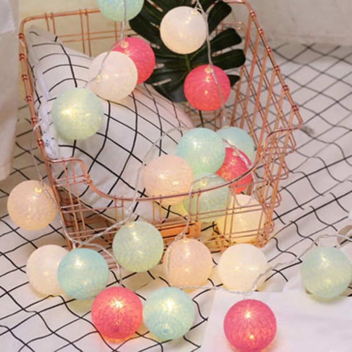 3M 20 LED Lichtgevende Katoenen Ballen Lichtslingers Party Kerst Slaapkamer Gordijn Lichten Verjaardag Halloween Bruiloft Verlichting Babykamer Romantisch Decor Gift (Veelkleurig)