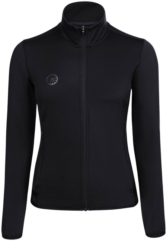 Zwarte sportjas voor dames, voorkant, met ritssluiting, opstaande kraag en bloemlogo op de borst.