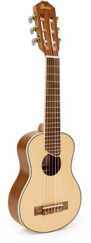 Een naturelkleurige Fazley K28-W Guitalele, staand op een witte achtergrond, vanuit een hoek bekeken.