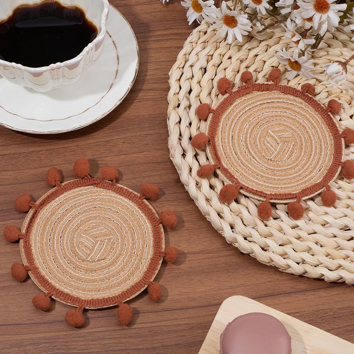 Coaster set van 2 - handgemaakte katoenen macrame - rond met tassel - beschermt je tafel - ShopVlot