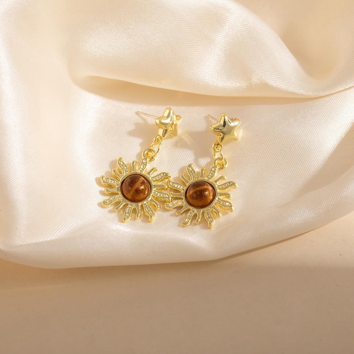 Schattige Zon Ster Stekkeroorbellen Hangend voor Vrouwen Hemelse Sieraden Zonnestraal Lichtgewicht Accessoires Cadeaus - ShopVlot