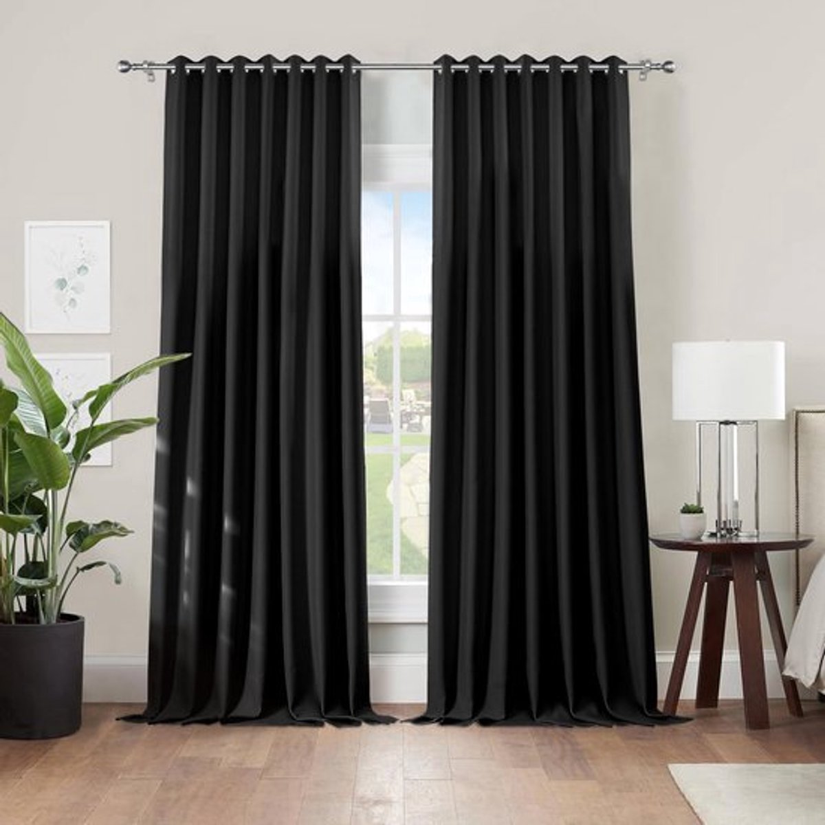 SnelShoppen - Zwarte Opaque Thermal Gevoerde Blackout Gordijnen met Oogjes voor Slaapkamer en Woonkamer - 2 Stuks 260 x 140 cm - 100% Polyester - Verd