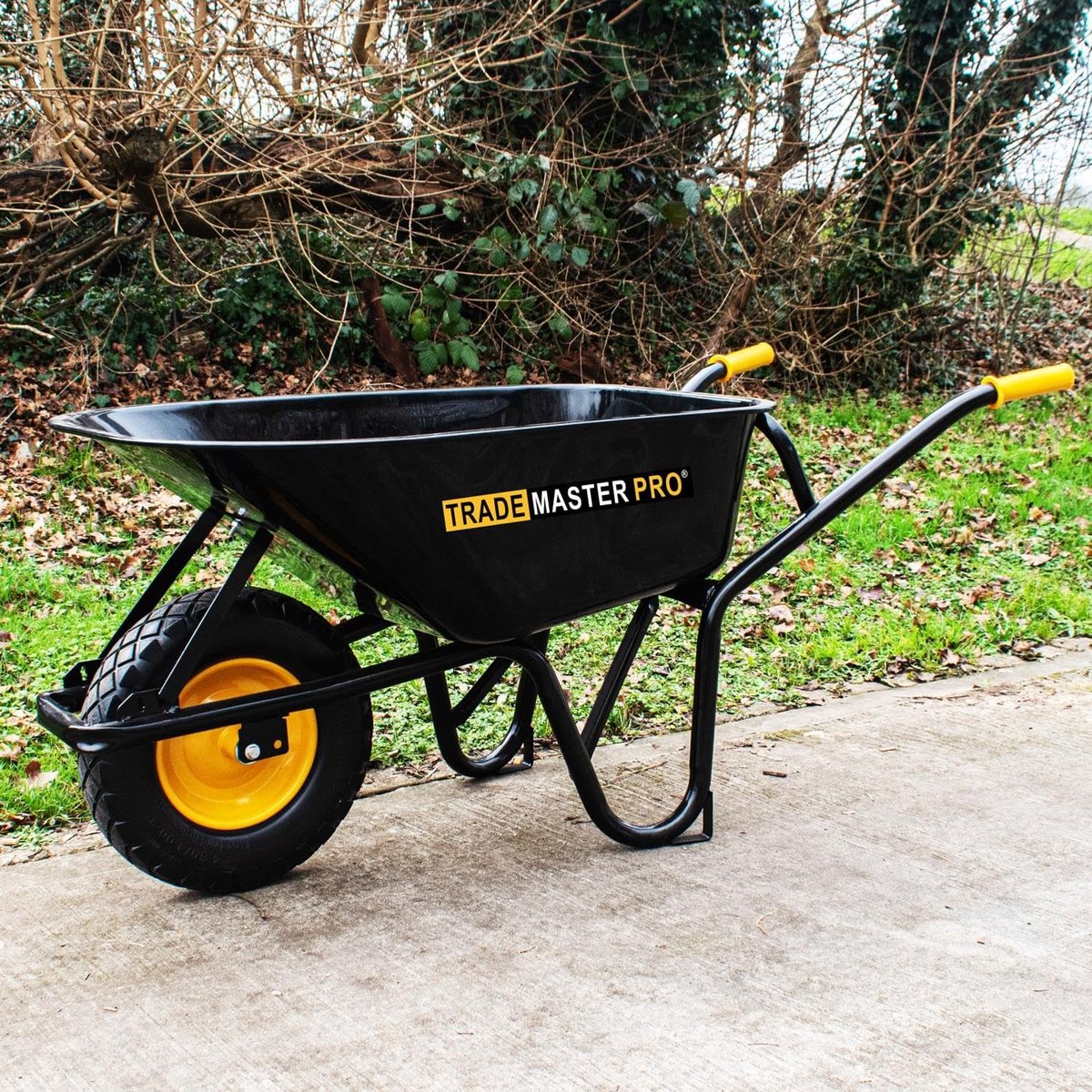 Stalen Kruiwagen - Transportkar - Zwaar Werk - Extra Groot Volume - 200 kg Draagkracht - Zwart