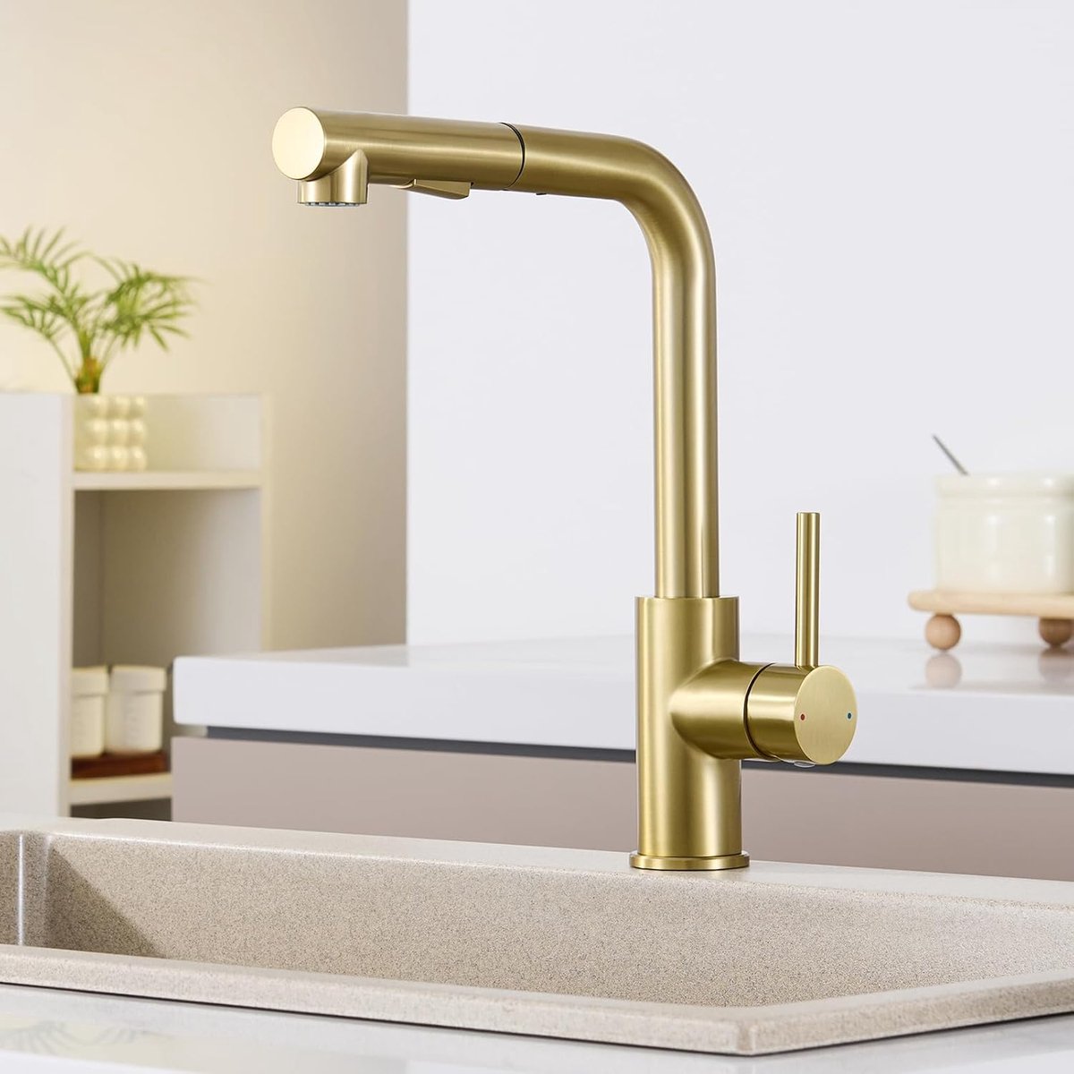 SnelShoppen - Hoge Druk Keukenkraan Goud, Uittrekbare Keukenkraan 360° Draaibaar, Luxe Kranen voor Keuken, Modern Design, Hoogwaardig, Makkelijk te In