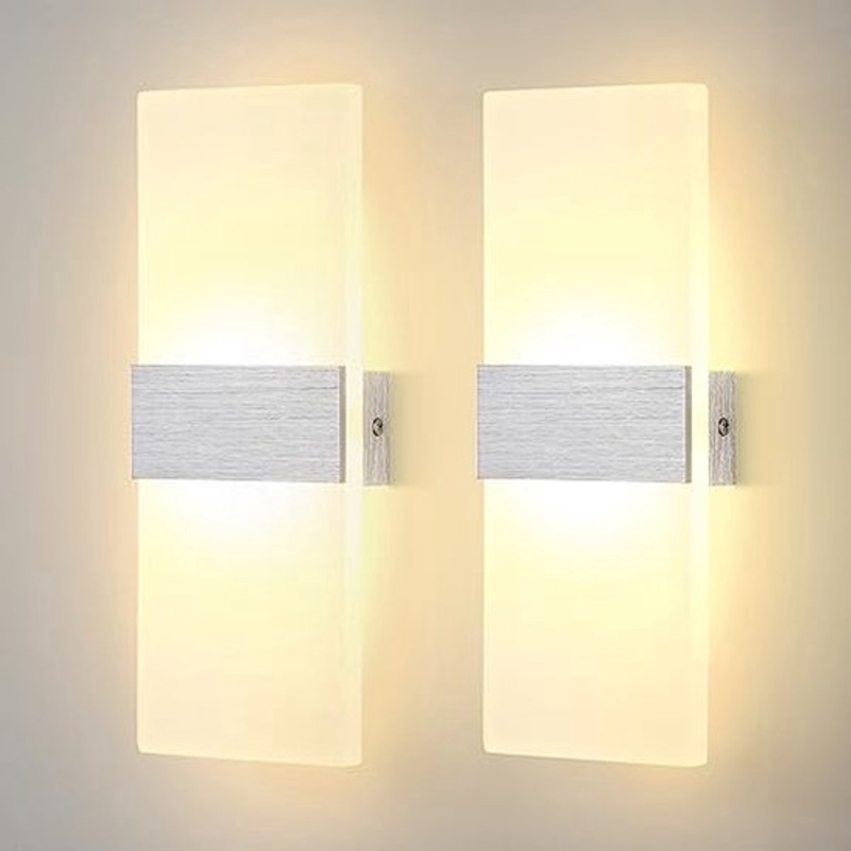 Set van twee 6W acryl LED-wandlampen, die zowel boven- als onderverlichting bieden, geschi