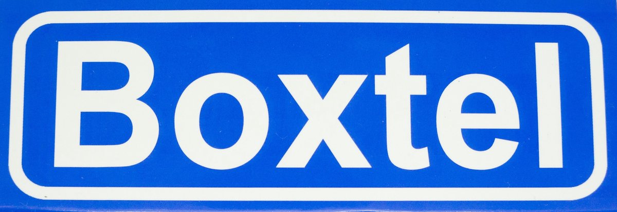 Souv© - koelkast magneet - plaatsnaam bord - kombord - souvenir - koelkastmagneetje - relatiegeschenk Boxtel
