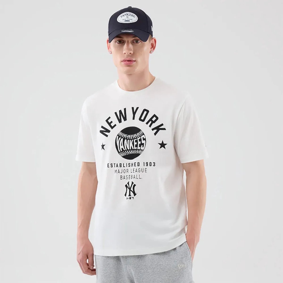 New Era Mlb Graphic Reg New York Yankees T-shirt Met Korte Mouwen S Man Wit